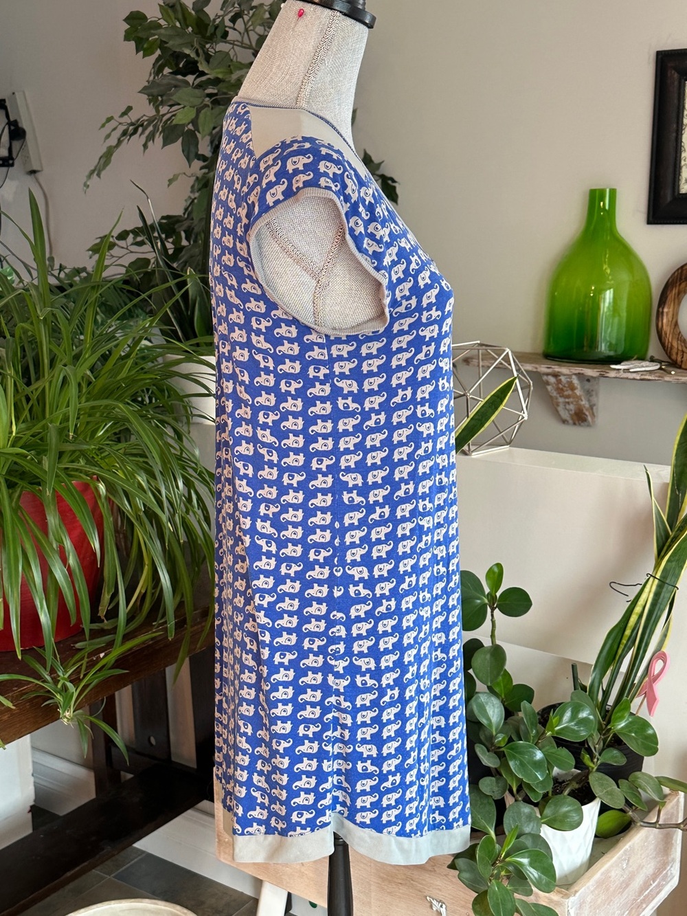 Blue & White Elephant Print for sleeping 🛌 - Picture 3 of 5